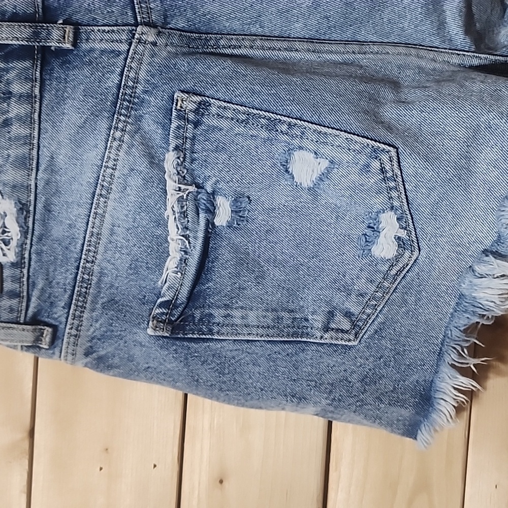 Zara Denim Shorts Size 2 Womens Distressed - Picture 7 of 8